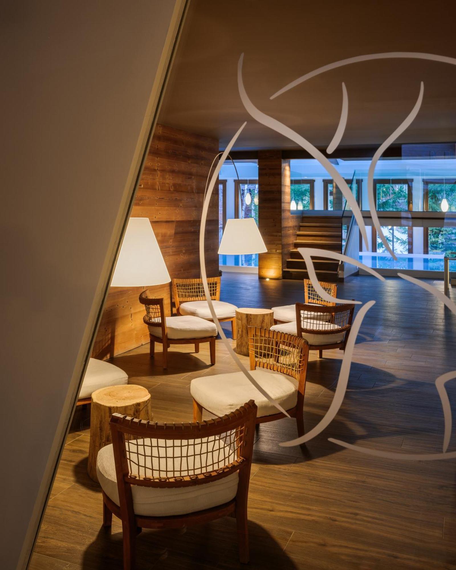 Montana Lodge & Spa, By R Collection Hotels La Thuile Bagian luar foto