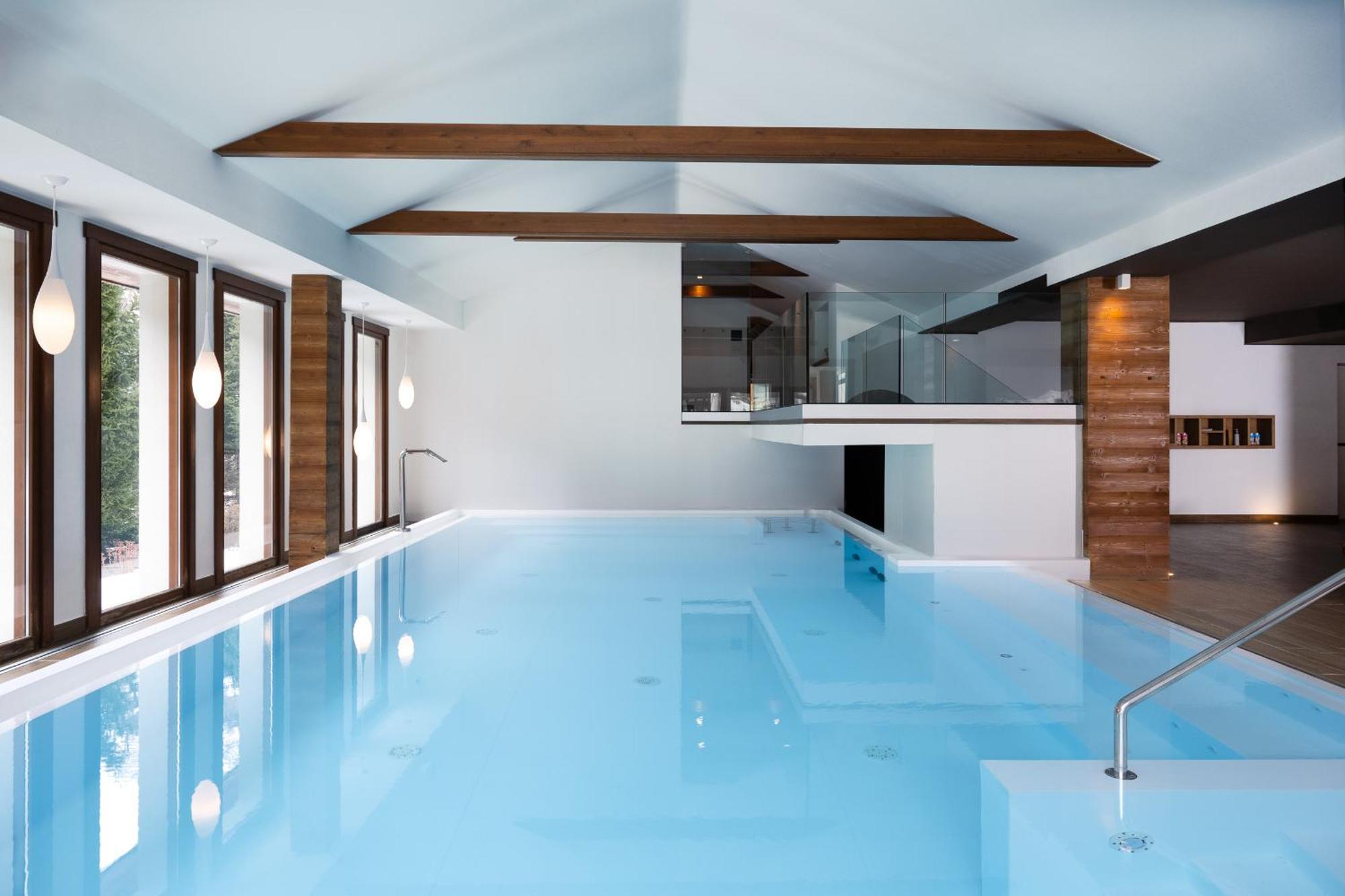 Montana Lodge & Spa, By R Collection Hotels La Thuile Bagian luar foto