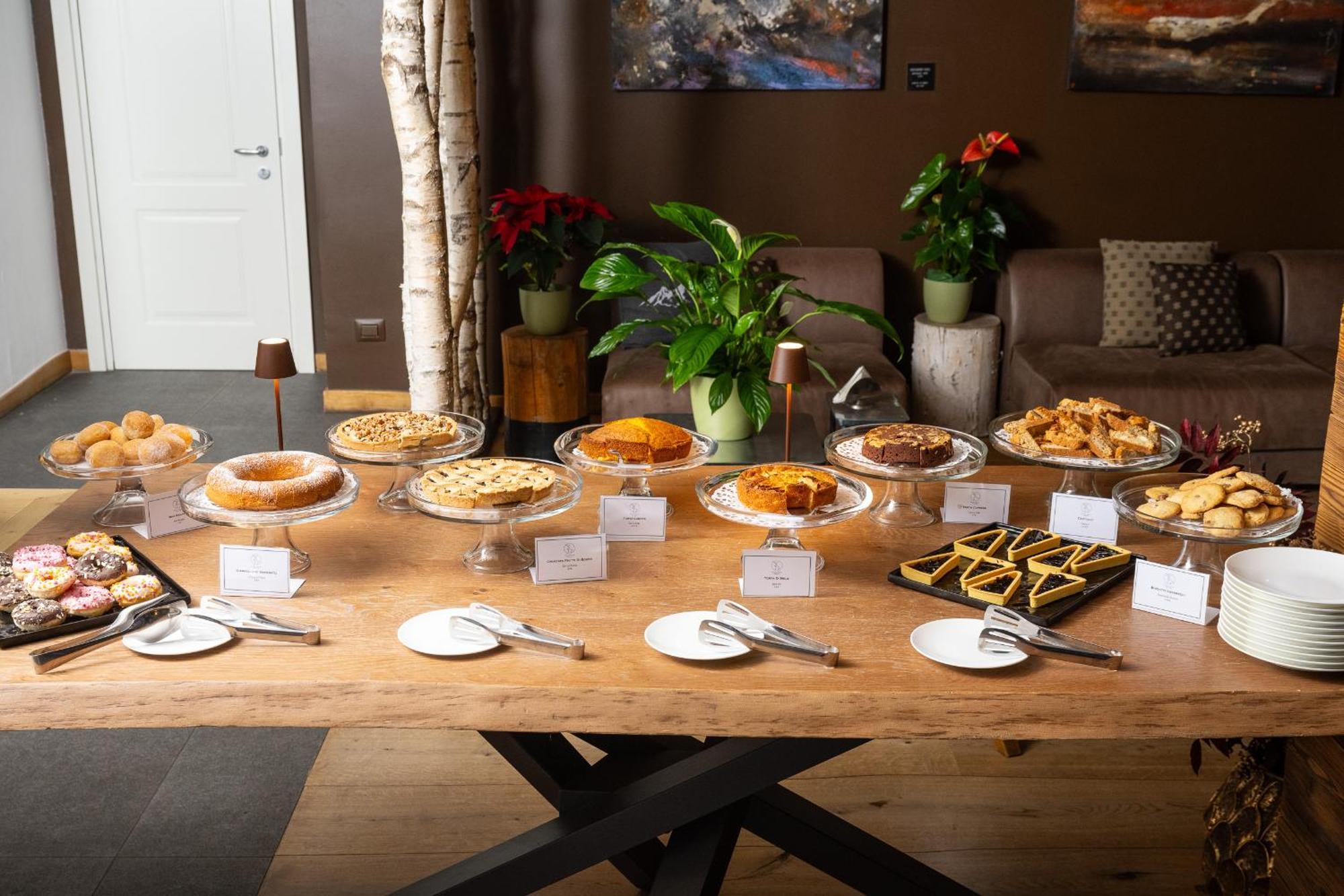 Montana Lodge & Spa, By R Collection Hotels La Thuile Bagian luar foto