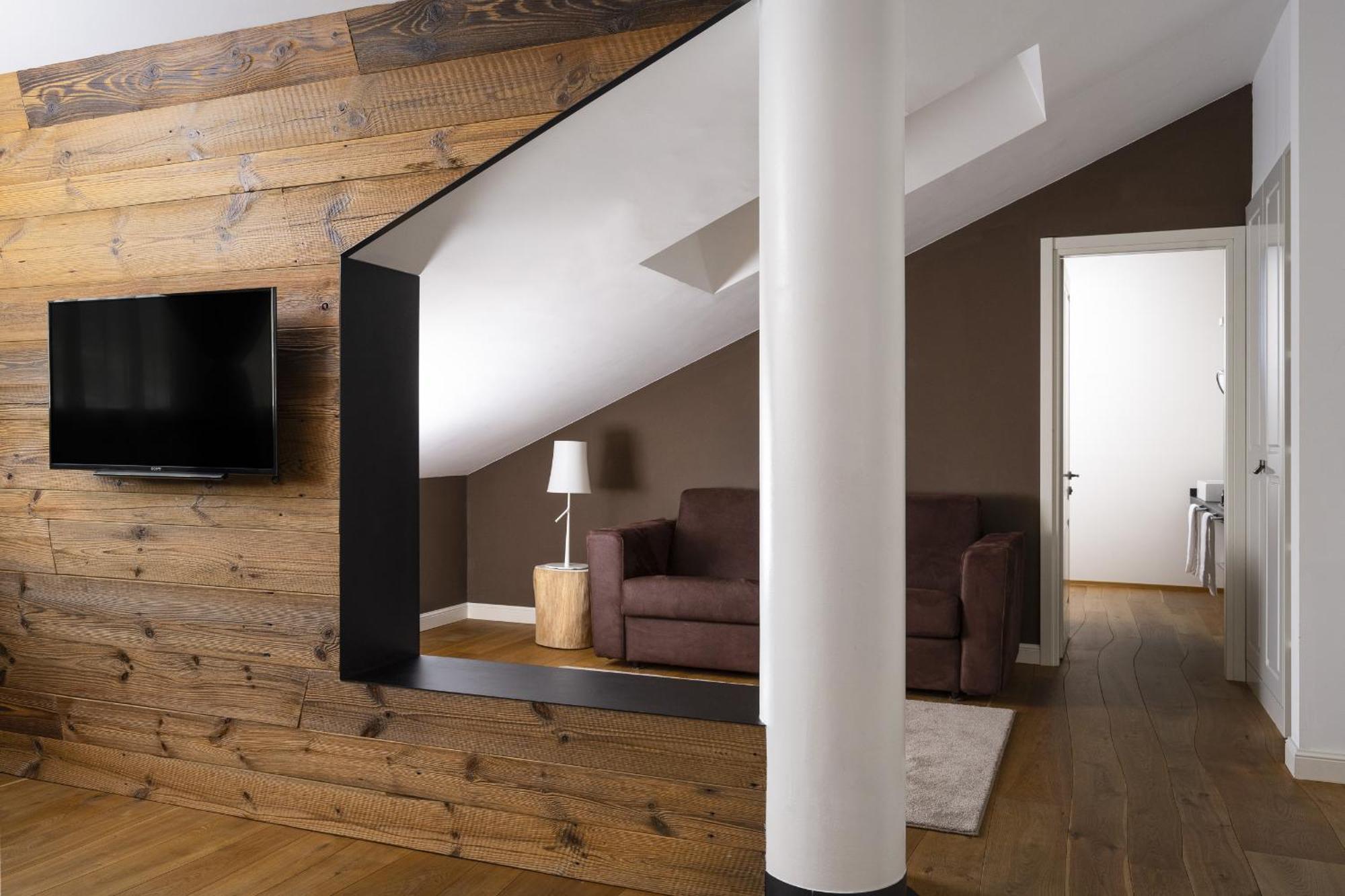 Montana Lodge & Spa, By R Collection Hotels La Thuile Bagian luar foto